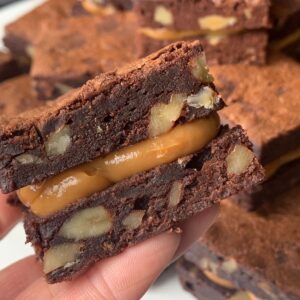 ABRAÇADINHO DE BROWNIE DOCE DE LEITE